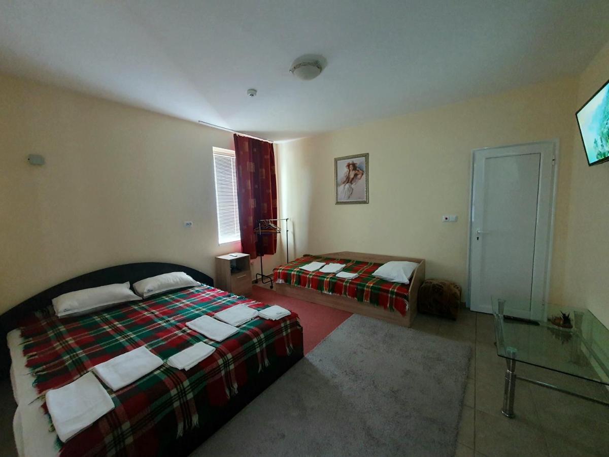 Viriks Hotel Burgas Ngoại thất bức ảnh