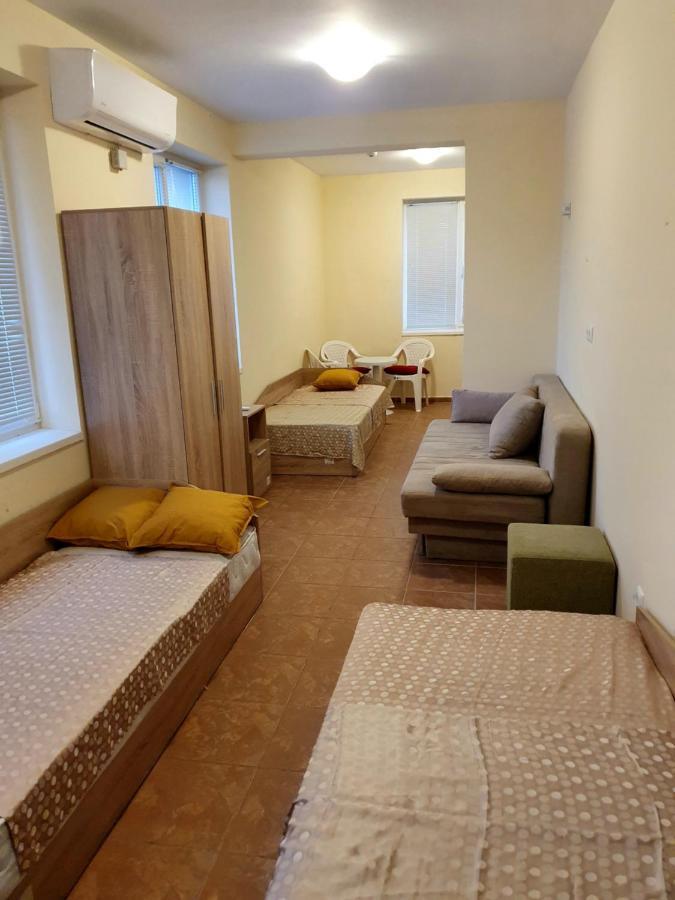 Viriks Hotel Burgas Ngoại thất bức ảnh