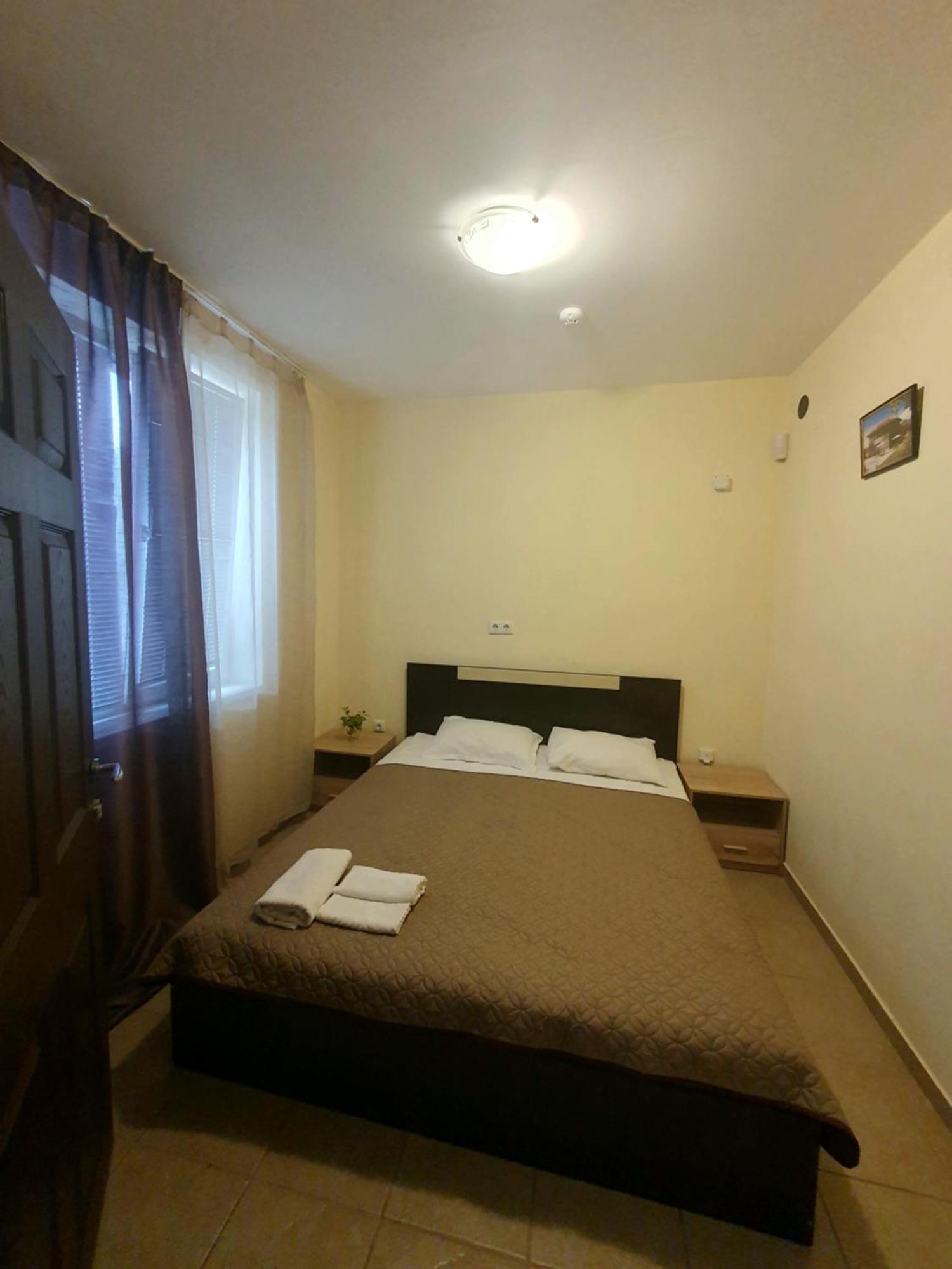 Viriks Hotel Burgas Ngoại thất bức ảnh